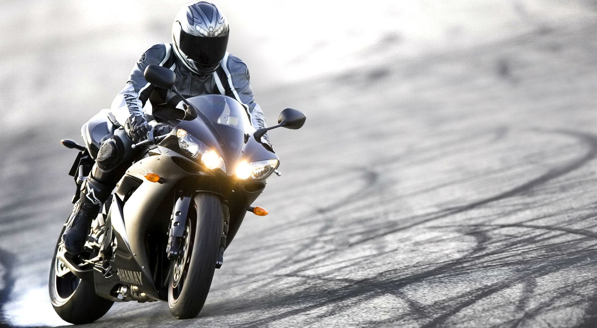 Moto Kurye ile Belgeleriniz Güvende